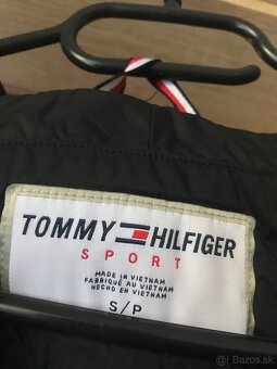 Dámska bunda Tommy Hilfiger vel.S - 4