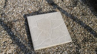 PREDAM VYBROLIATU DLAŽBU - 4