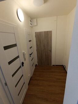 1-izbový byt po kompletnej rekonštrukcii - 4