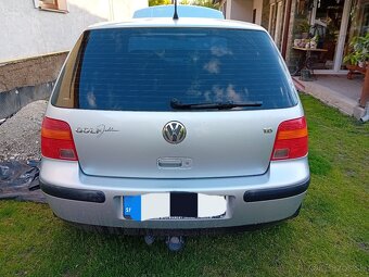 Volkswagen golf - 4