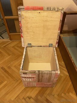 Posteľ s úložným priestorom + taburetka s úložným priestorom - 4