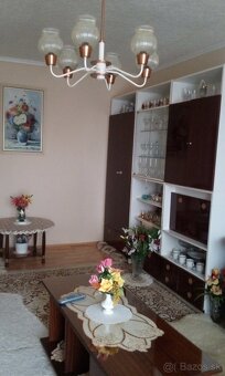 2-izb. byt (64m2) v centre mesta s balkónom a loggiou - 4