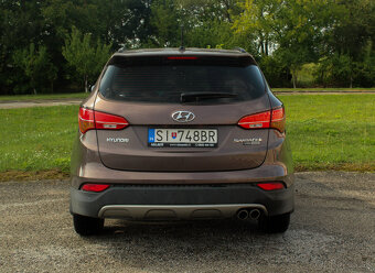 Hyundai Santa Fe 2.2 CRDi VGT 4x4 Premium A/T - 4