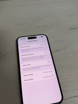 iPhone 15 pro 128 GB - tmavomodrý - 4