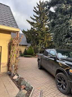 RAM 5.7 V8 Hemi LIMITED NIGHT EDITION Kupované na SK TODOS - 4