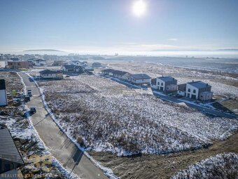 Stavebný pozemok v lokalite Medzi Vodami - 4