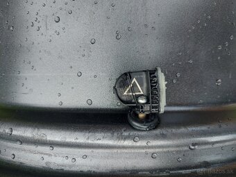 7,0Jx17 4x108 ET47,5 - hliníkové disky original FORD - 4