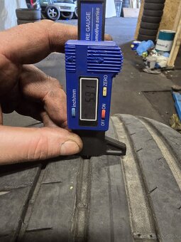 letné 205/40/18 MICHELIN - 4