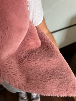 Vesta H&M 134-140, 8-10 rokov - 4