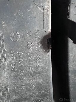 Mriezka predneho naraznika Octavia 3 - 4