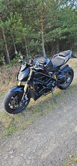 Ducati 848 streetfighter - 4