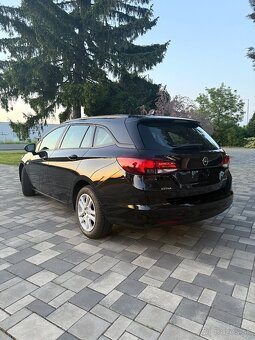 Opel Astra Sports Tourer 1.6 CDTI Edition - 4