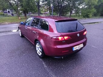Alfa Romeo 159 - 4