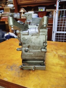 Blok motora hondy gx 200 - 4