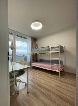 PREDAJ - moderný 2- izbový byt s balkónom a parkovacím miest - 4