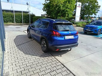 Peugeot 2008 1.2 PureTech 110 k S&S Allure - 4