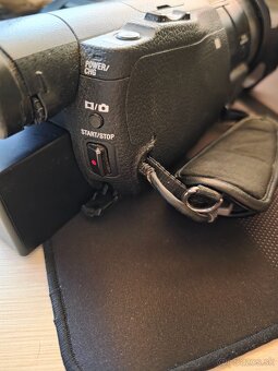 Sony HDR-CX900E + príslušenstvo + statív Velbon + slider - 4