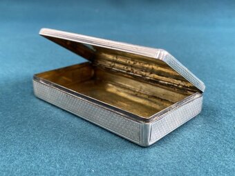 Strieborná gravírovaná krabička v Rokoko štýle 13lot - 4