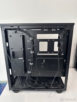 PC skrinka Be quiet Pure Base 500 odhlučnená - 4