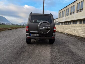UAZ Patriot - 4
