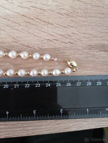 Náhrdelník z riečnych perál so zlatom a kamienkami - 4
