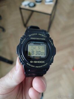 G-Shock DW-5735D-1BER - 4