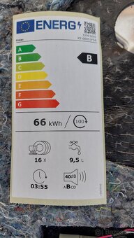 Qled TV Hisense 55U8GQ - 4