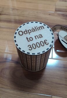 Drevená motivačná pokladnička (3000€) v tvare granátu - 4