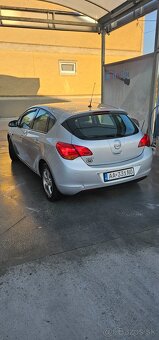 Opel Astra J P10 1.6 85 kw benzin+ LPG - 4