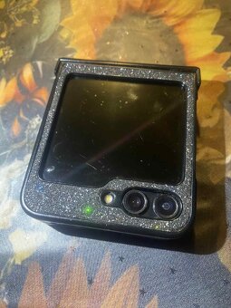 Samsung Z flip 5 - 4
