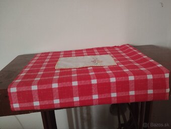 Šijací stroj Lada - 4