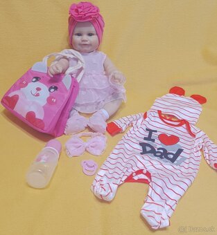 Realistická bábika Linda - 4