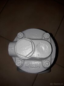 kompresor typ 706 1956 čislo 513 D - 4