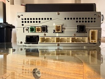 autorádio Toyota RAV4 2019 Hybrid - 4