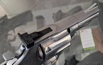 REVOLVER TAURUS M66 NEREZ - 4