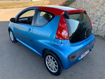 Peugeot 107 1.0 Benzín - 4