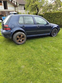 Predám volkswagen golf 4 1.9tdi-81kw - 4
