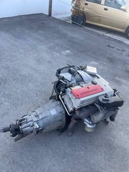 Mercedes C - 4
