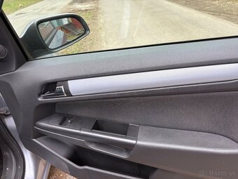 Opel Astra ST 1.6 MPI 77kW - 4