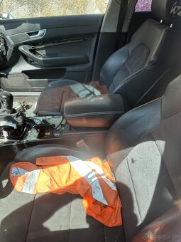 Rozpredam Audi A6 C6 3.0 TDI - 4