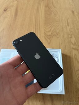 iPhone SE 2020 64 gb Black v záruke - 4