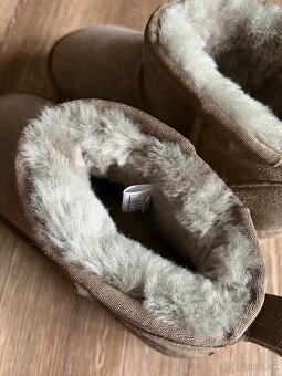 Zimné zateplené topánky UGG veľ.37 - 4