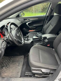 Predam Opel.Insignia  2.0 Cdci, r.v 2010, naj 310 tisic km - 4
