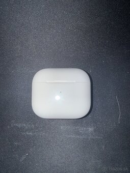 🎧 Apple AirPods 3. generácie - 4
