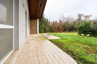 Rodinny dom v obci Malženice - 4