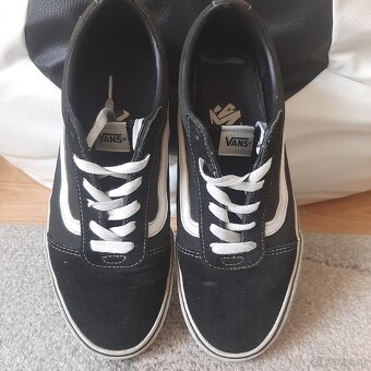 Predám chlapčenské , dievčenské tenisky veľ 40,5cm - 4