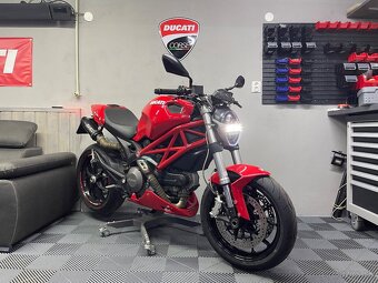 Ducati Monster 796 - 4