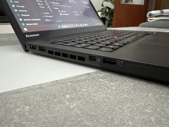Dotykový notebook Lenovo Thinkpad T440s - 4