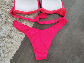 Vystužené plavky malinovo červené - 4