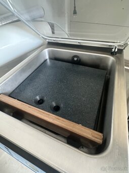 Vakuovačka Multivac P200 - 4